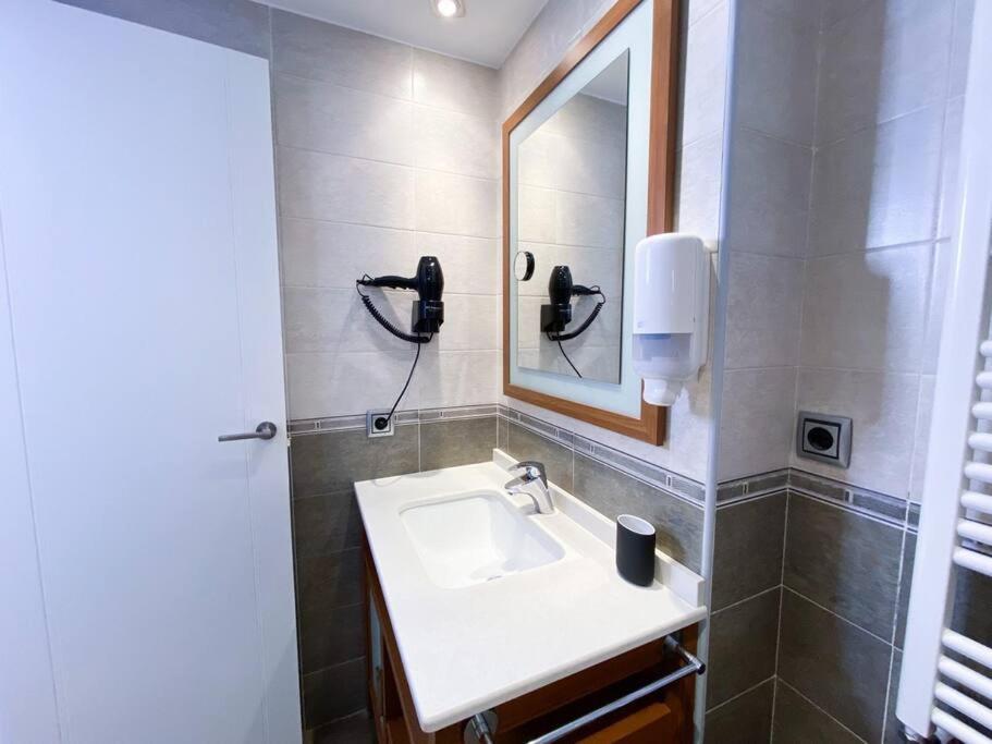 Espectacular Apartamento Con Vistas En Escaldes - 10Min Caminando Al Centro - Parking Gratis L By Bonesvacances Les Escaldes Exterior foto